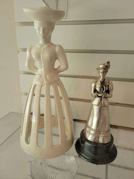 Vintage Ceramic Napkin Holder, Avon Very Best Award image