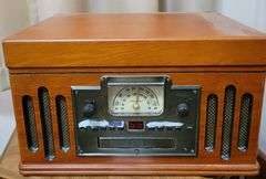 Crosley CR704 Musician Entertainment Center
