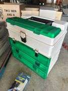2 boat seats, fishing rods and tackle box