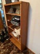 Bookshelf with adjustable shelves 32" x 10" x 60"