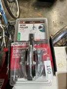 2 gear pullers
