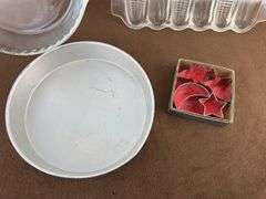 Vintage Bakeware Lot – Fire King Pie Plate, Miracle Maize Glass Corn Mold, Cake Pan & Cookie Cutters