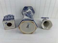 Delfts Holland vase, windmill, bank