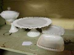 Vintage Milkglass Items
