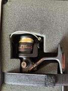 2 boat seats, fishing rods and tackle box