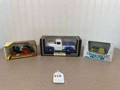 3 die-cast models