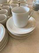 Teapot with 18 teacups (2 sizes), 13 saucers, Arzberg Germany, Prisma Vienna