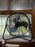 Lifesmart adjustable fan