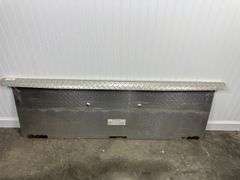 Diamond plate tailgate cover – model Unknown