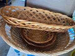Wicker baskets, wood accessories, plastic containers, miscellaneous