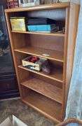 Bookshelf with adjustable shelves 32" x 59" x 10"