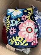 Lot of linens, placemats,