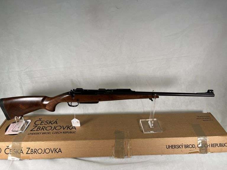CZ  300 win mag  550  A393905