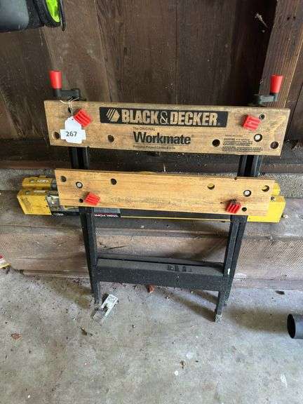 Black & Decker workmate and 2 metal saw horses image