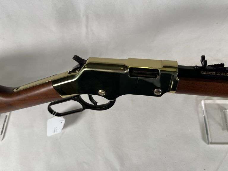 Henry  22  Golden Boy  GB359401