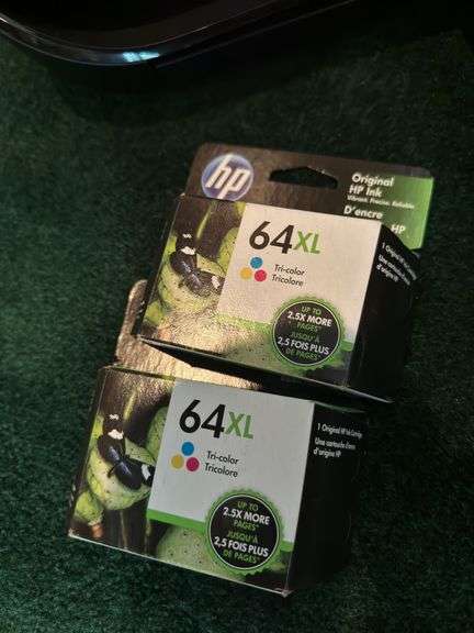 HP Envy 4520 scanner with 2 extra color cartridges