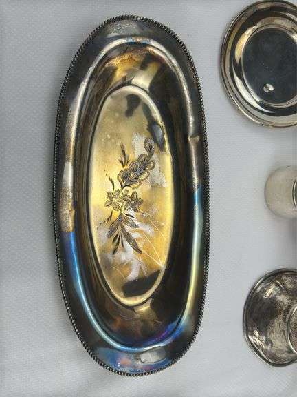 Silver trays, cup, fluted cone