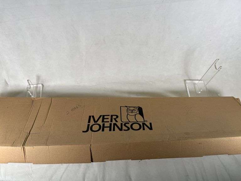 Iver Johnson  12 ga  Stryker Digital  21E-6972