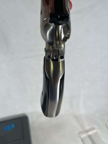 Ruger  22lr 7 22 mag  single six hunter  266-05655