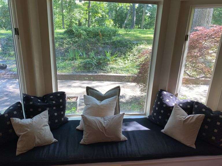9 throw pillows