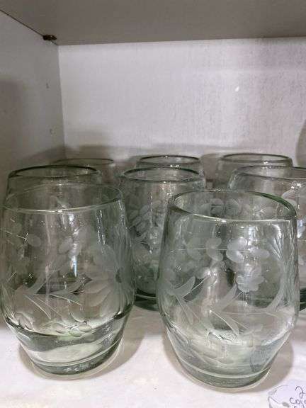 Glassware, 5 shelves