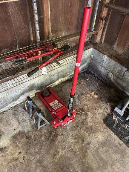3 ton floor jack and 2 jackstands image