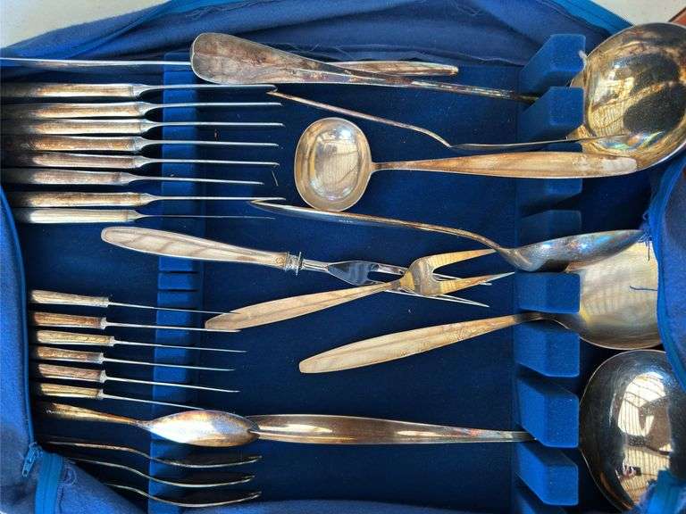 Dutch silverplate flatware made by Koninklijke Begeer