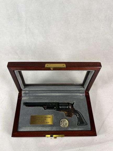 1847 Walker Colt Miniature Presidential Edition Firearm by United States Historical Society