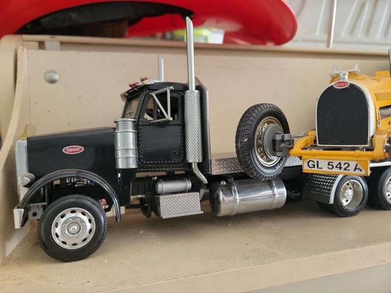 Toy Metal Trucks, Car