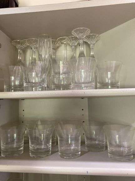 Glassware, 5 shelves