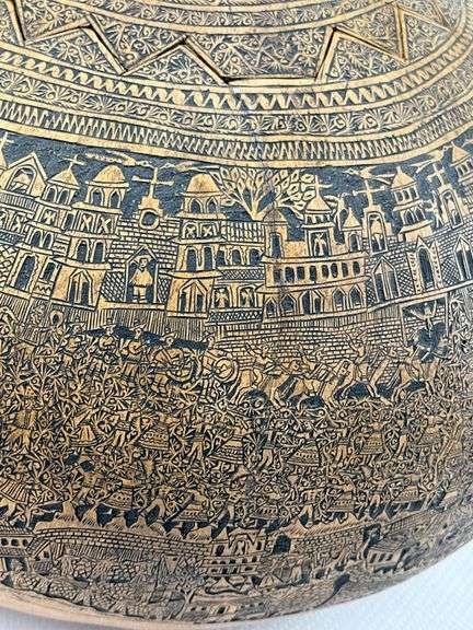 Peruvian Hand-Etched Gourd Vessel with Lid