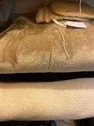 Ann Gish 6 Blankets