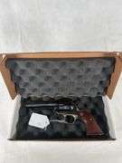 Ruger  32 H & R Magnum  single six  650-32316