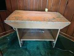 Primitive american antique painted table 33” long x 18” deep x 20” tall