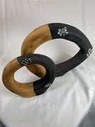 Light balsa wood circular decor