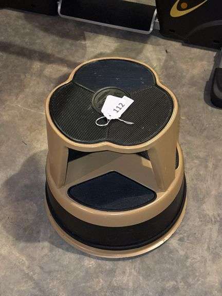 Rolling step stool image