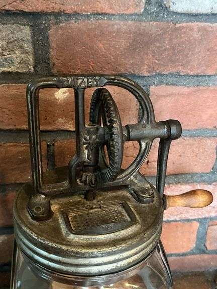 Dazey antique 3 qt churn