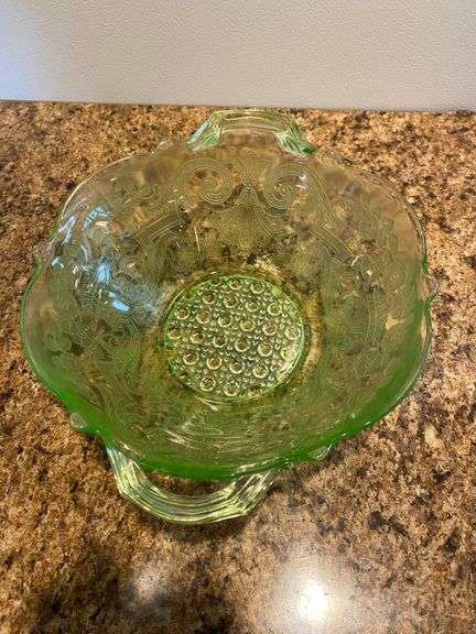 Uranium glass pieces, bowl, salt and pepper shakers, stand and shaker with no cap
