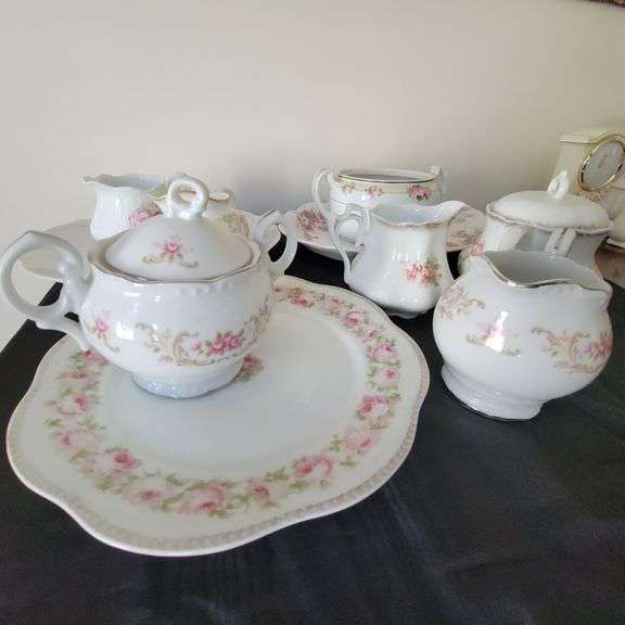 Porcelain Creamer/Sugar, Platters