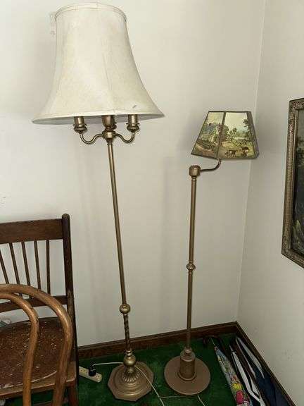 2 floor lamps