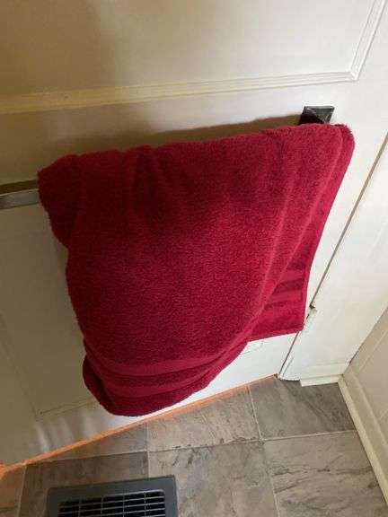 Contents of upstairs bathroom image
