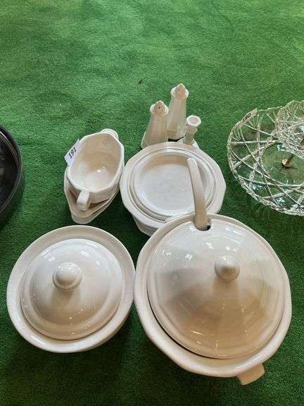 Pfaltzgraff white  dishes image