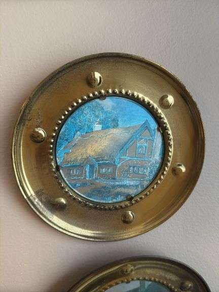 Framed print 22" x 26", metal bow, 3 decorative plates 5 1/2" dia