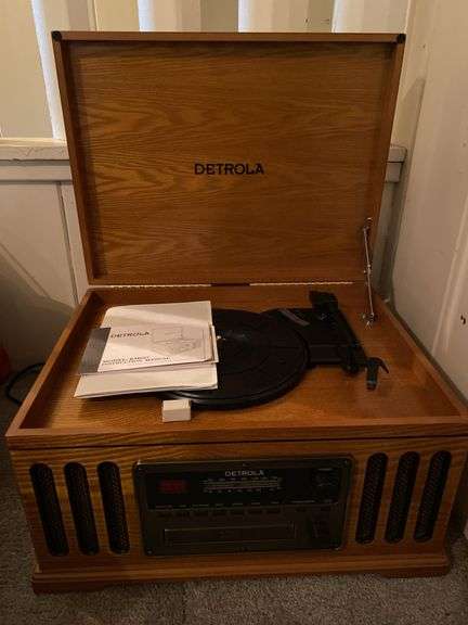 DETRILA radio, CD, record player image