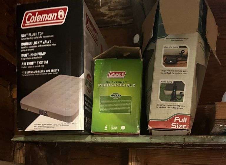 Air mattresses & electric pump image