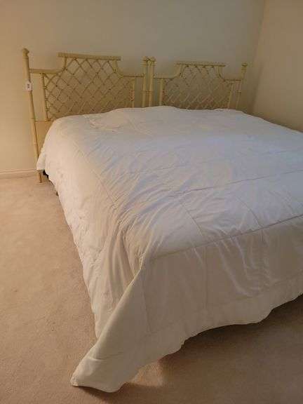 Ficks Reed Faux Bamboo-style King Headboard, Coverlet image