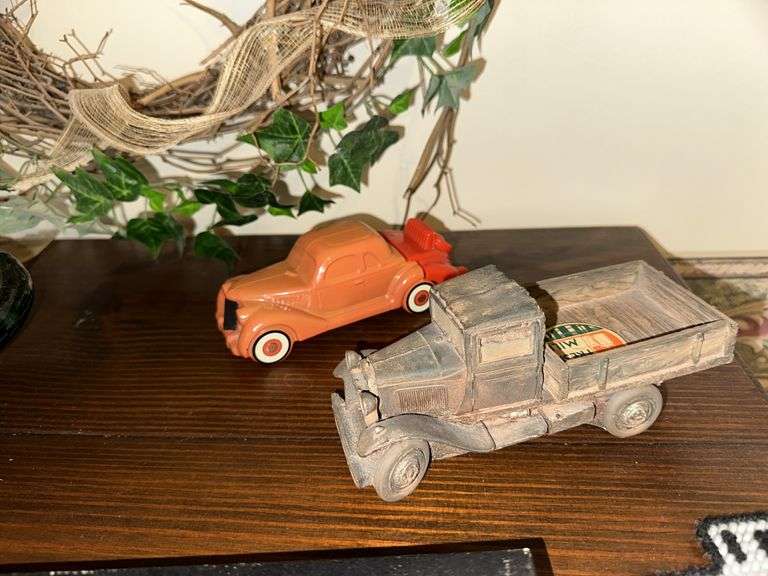 Small ceramic pitcher and bowl, grapevine wreath, Avon ‘36 Ford bottle, back scratcher, decorative car