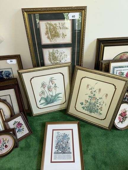 Lot of floral themed framed pictures, 2 are artist signed