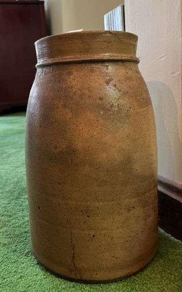 11” apple butter jar (has age line) image
