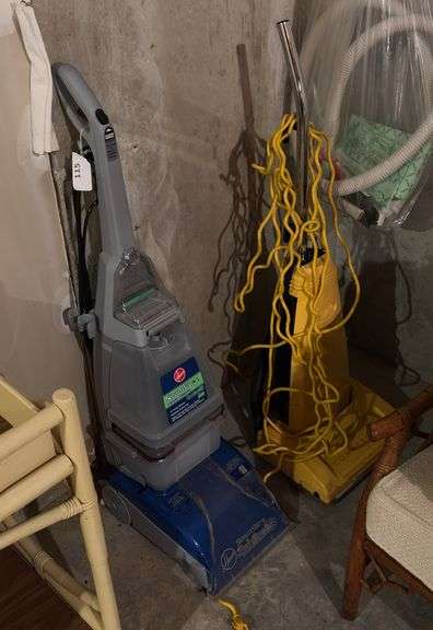Hoover carpet cleaner, commercial vacuum image